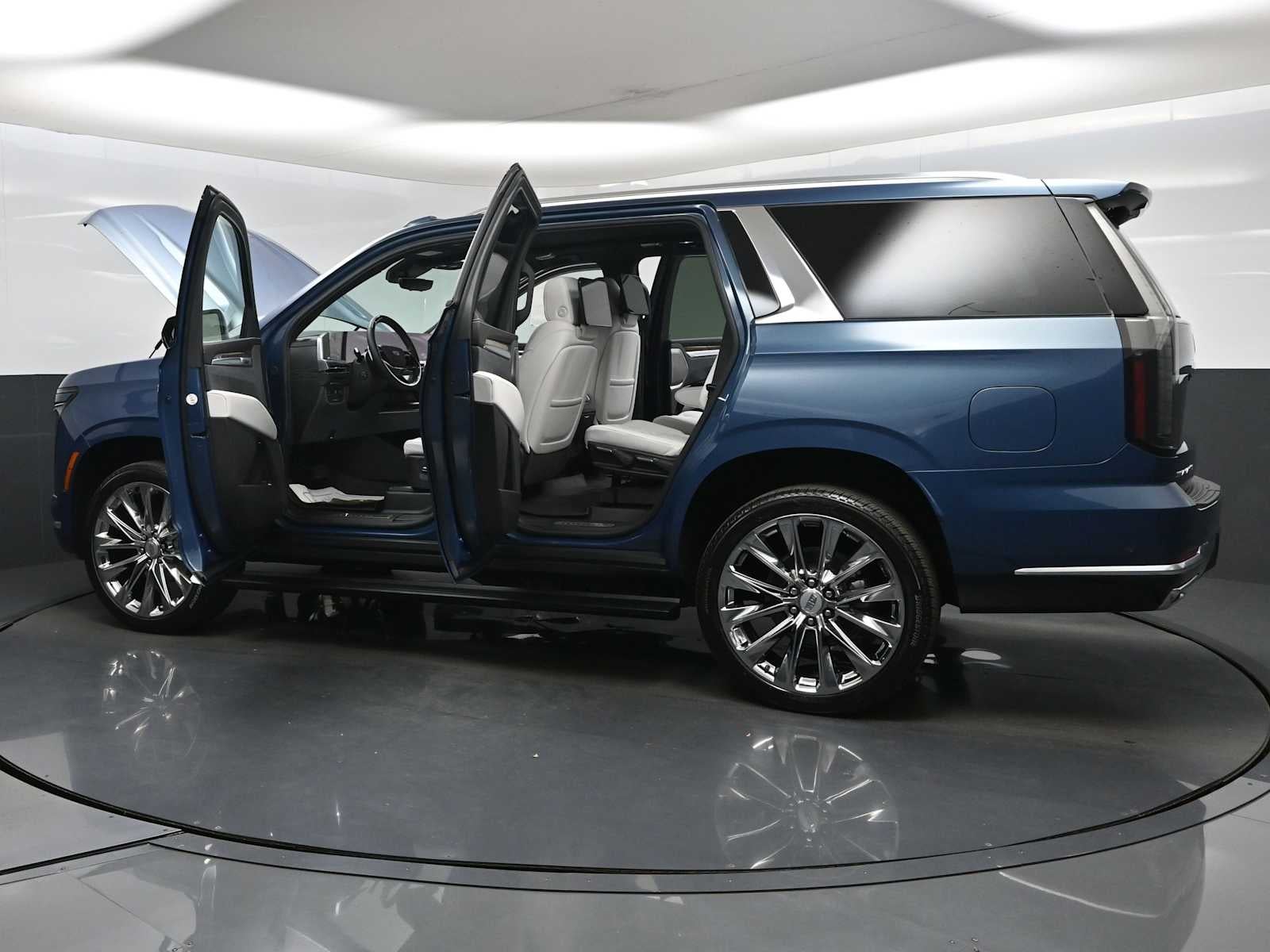 2026 Cadillac Escalade Platinum Luxury