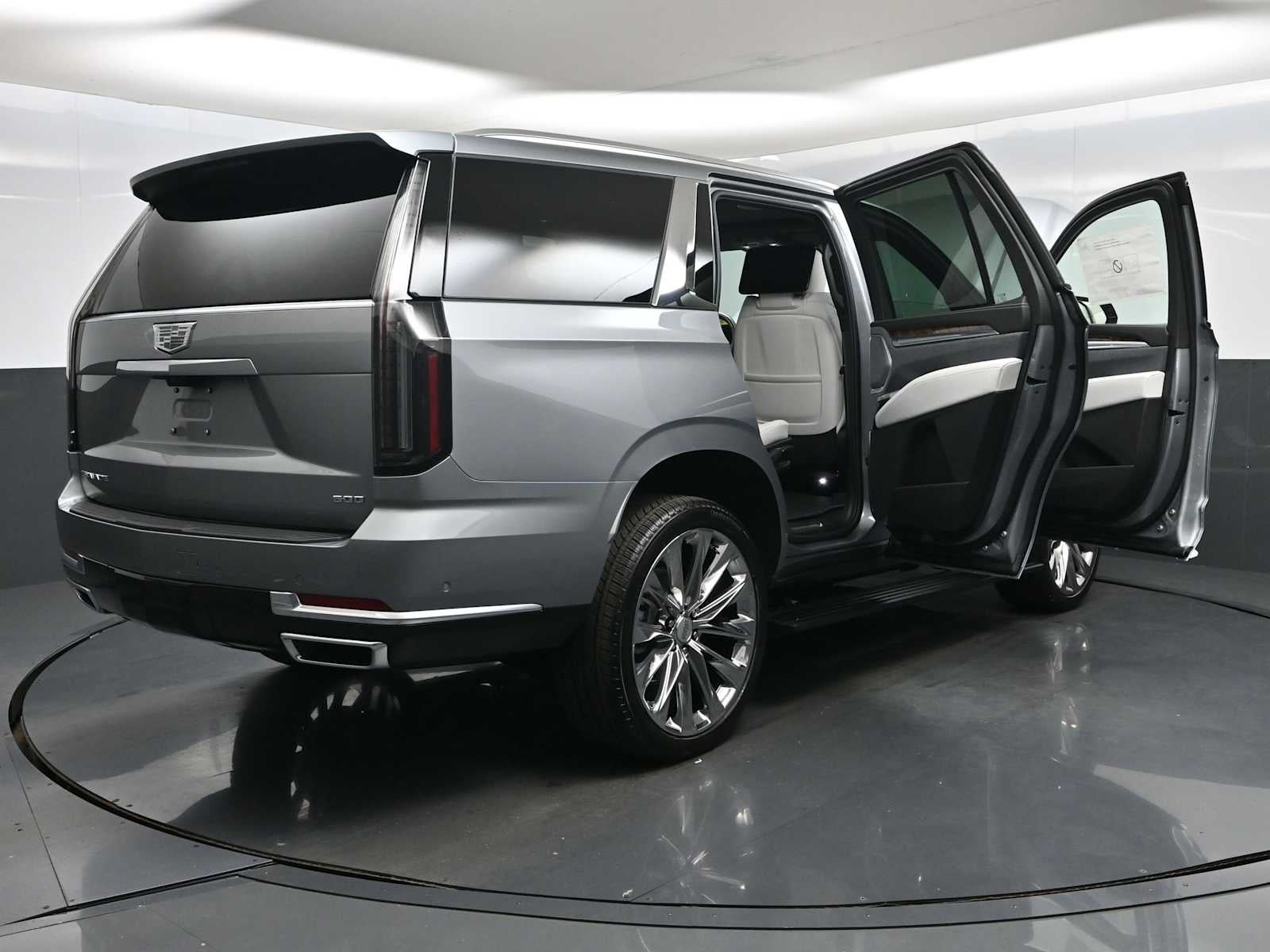 2026 Cadillac Escalade Platinum Luxury