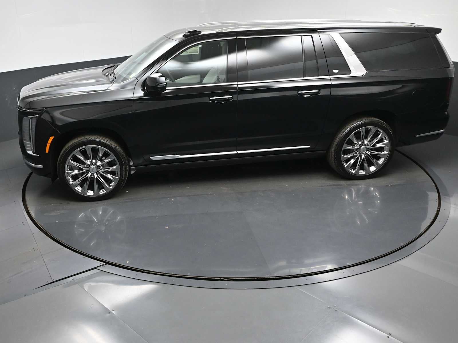 2026 Cadillac Escalade ESV Platinum Luxury