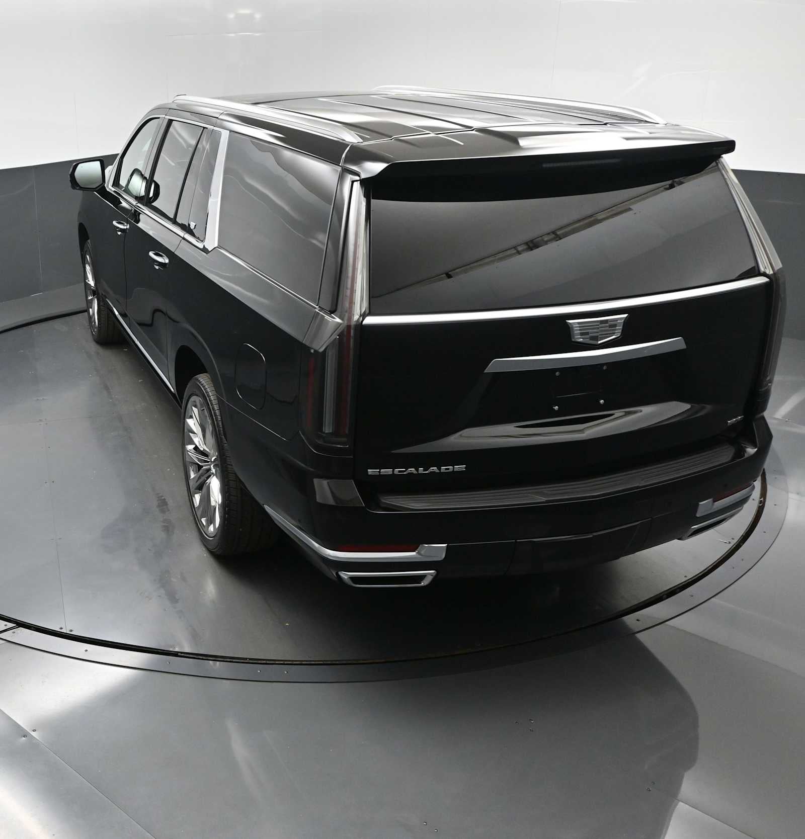 2026 Cadillac Escalade ESV Platinum Luxury