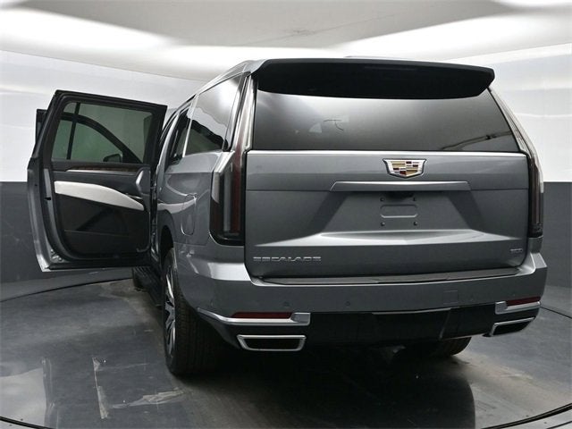 2026 Cadillac Escalade ESV Platinum Luxury
