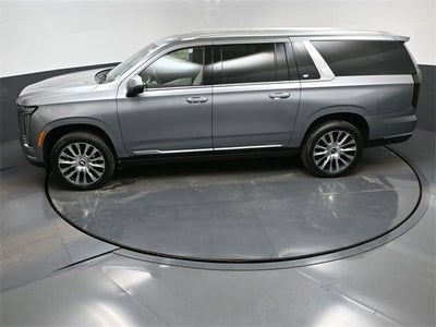 2026 Cadillac Escalade ESV Platinum Luxury