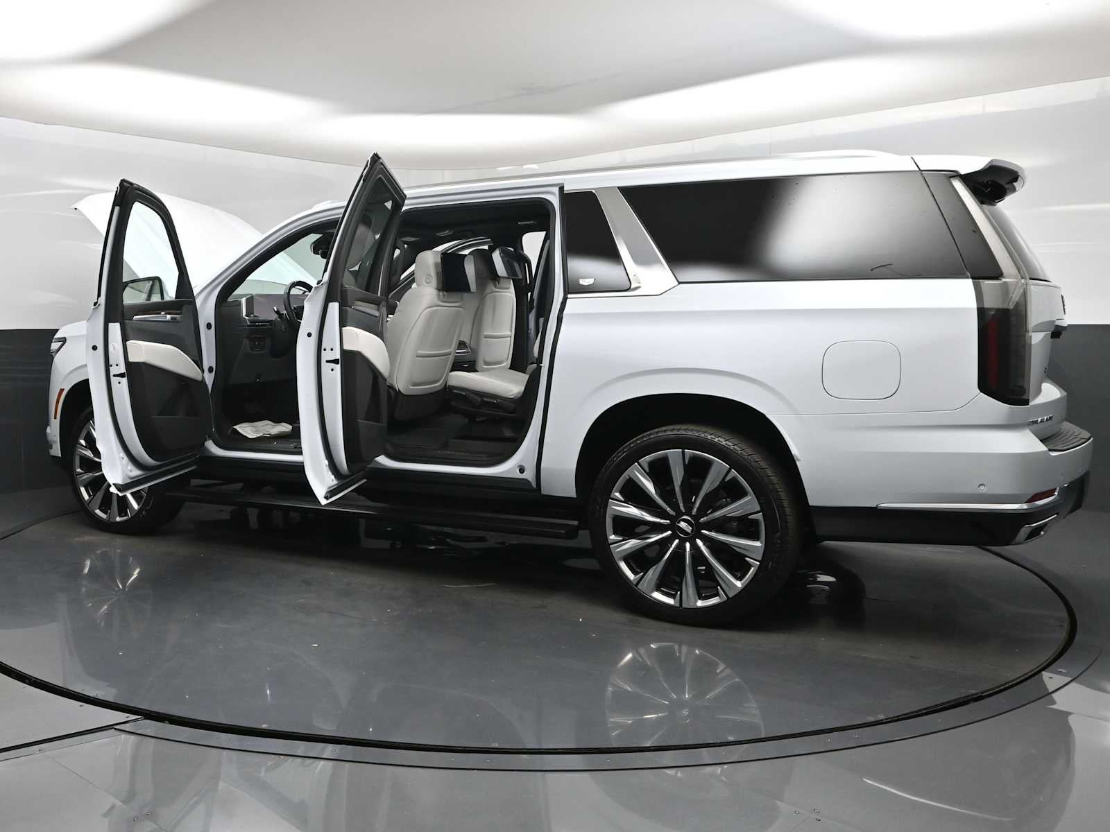 2026 Cadillac Escalade ESV Platinum Luxury