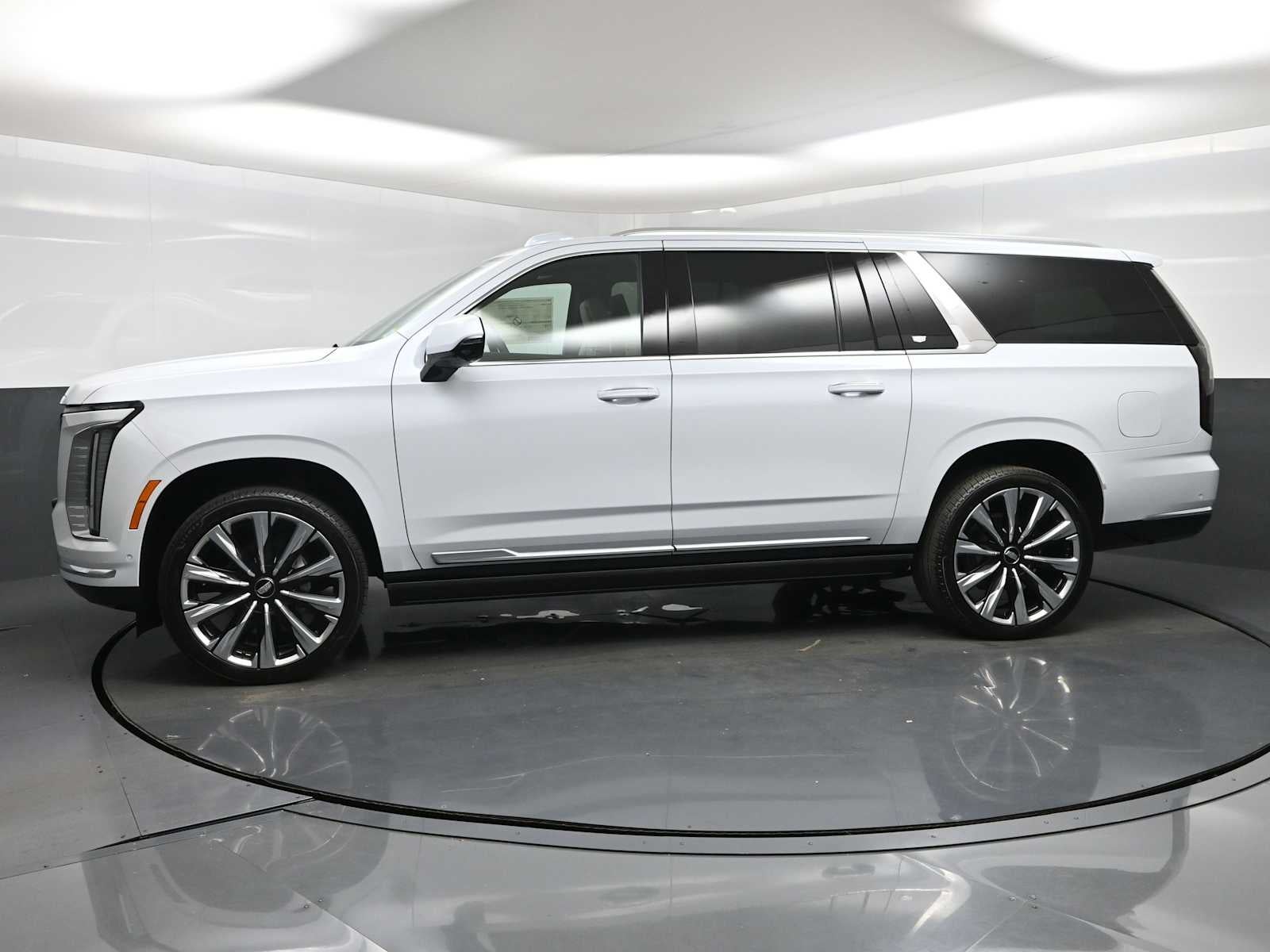 2026 Cadillac Escalade ESV Platinum Luxury