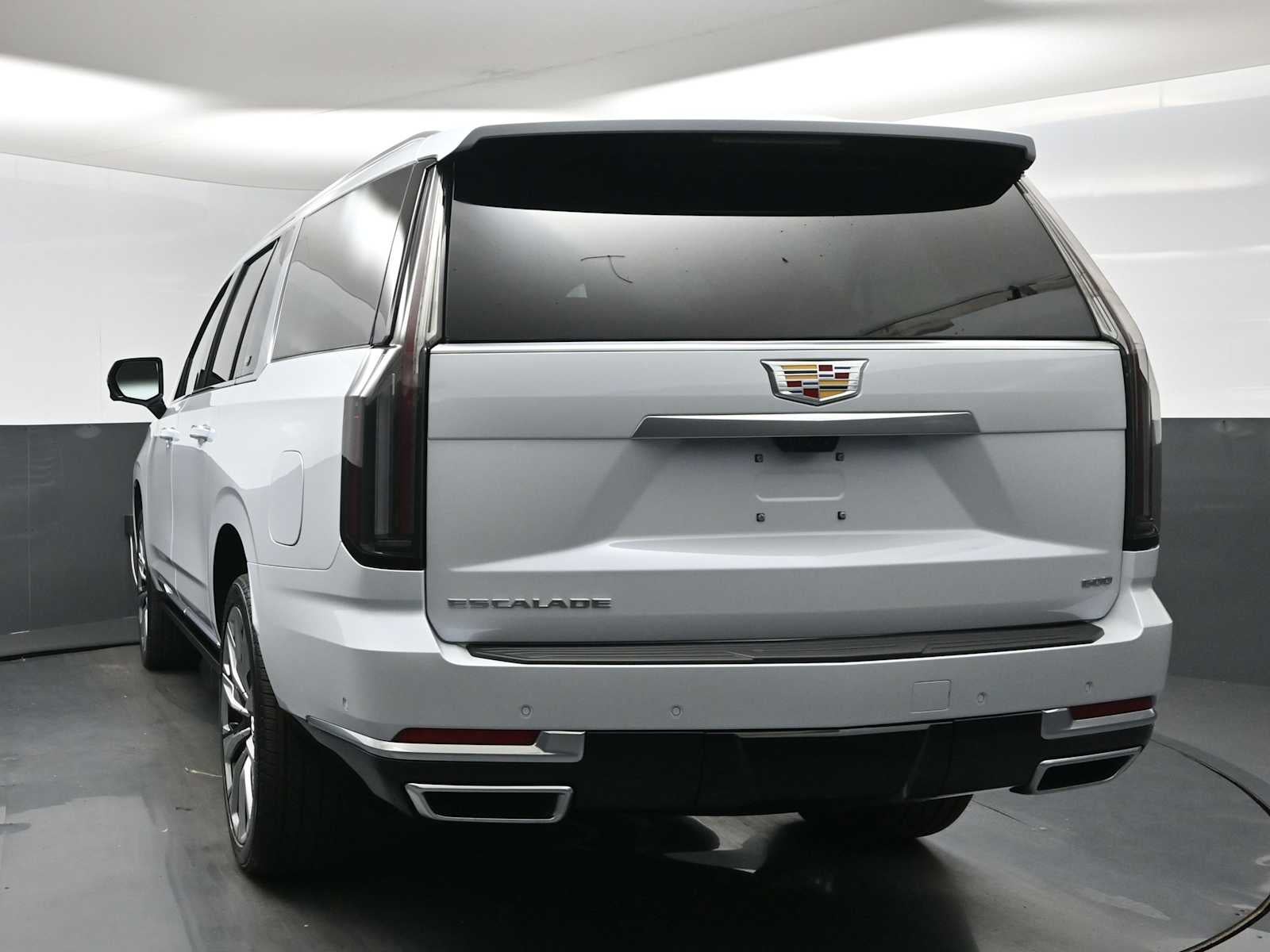 2026 Cadillac Escalade ESV Platinum Luxury
