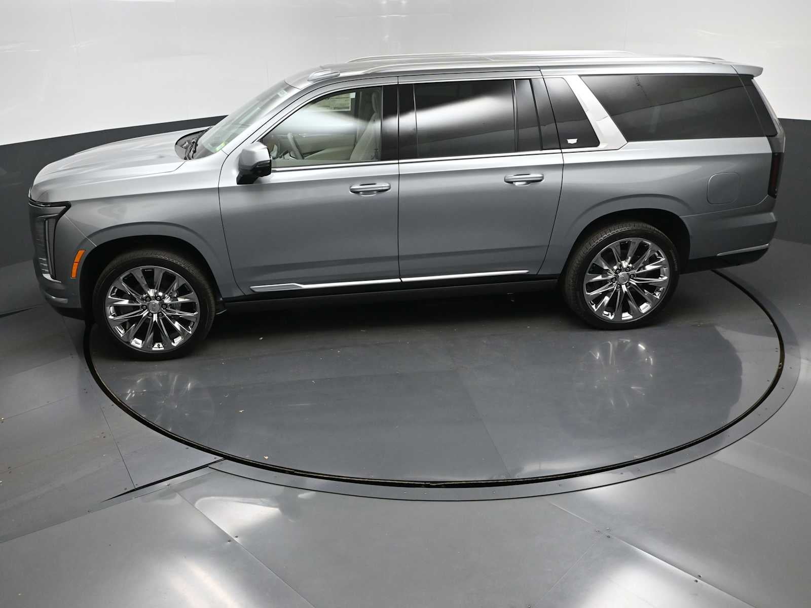 2026 Cadillac Escalade ESV Platinum Luxury