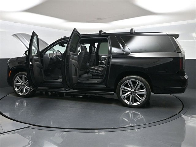 2026 Cadillac Escalade ESV Sport