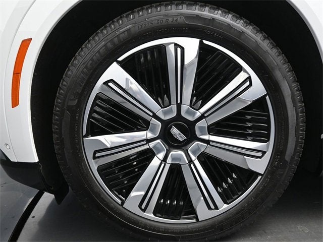 2025 Cadillac ESCALADE IQ Luxury 2