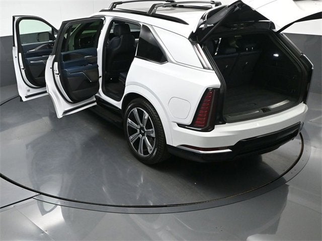 2025 Cadillac ESCALADE IQ Luxury 2