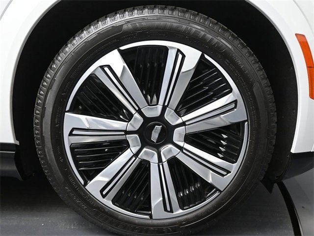 2025 Cadillac ESCALADE IQ Luxury 2