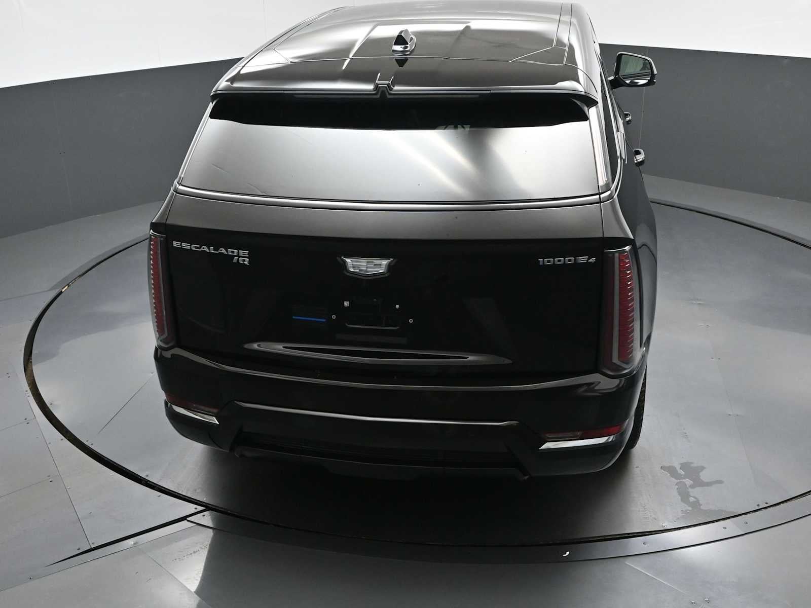 2025 Cadillac ESCALADE IQ Sport 1