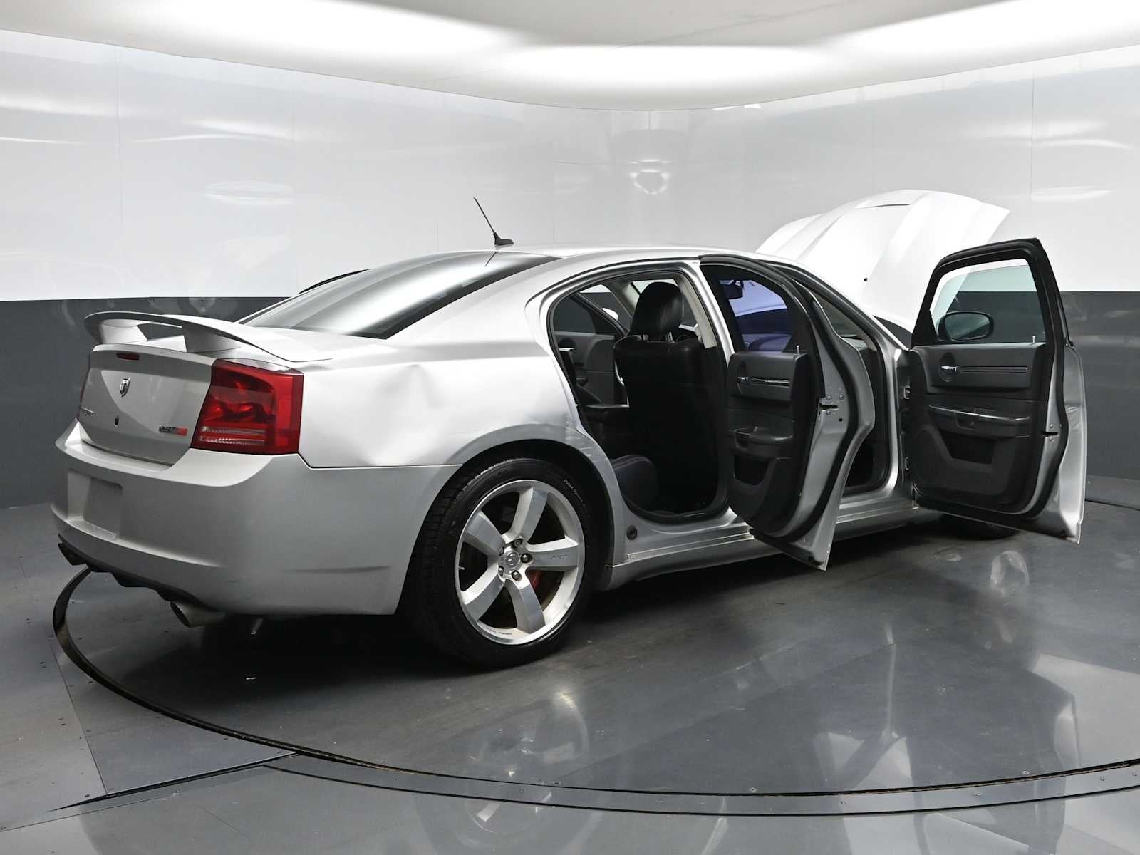 2008 Dodge Charger SRT8