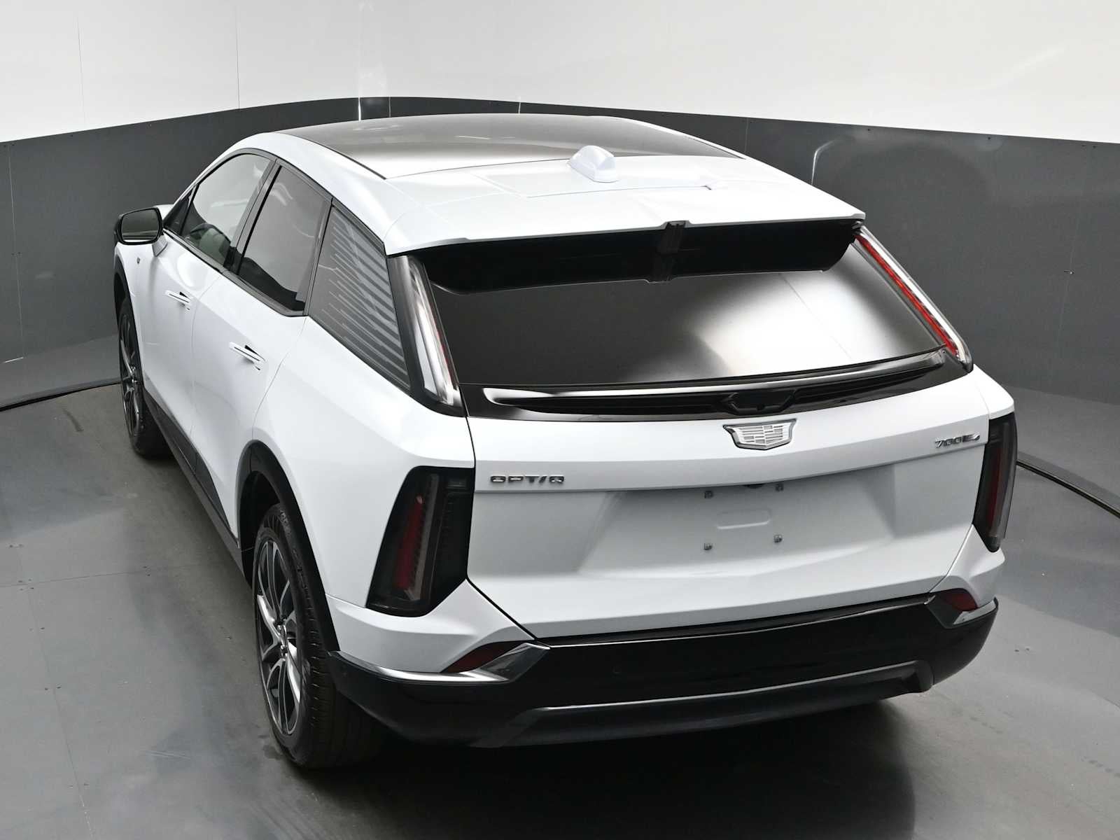 2026 Cadillac OPTIQ Sport - Photo 9
