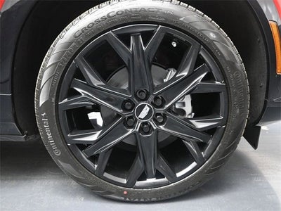 2025 Cadillac OPTIQ Sport 1