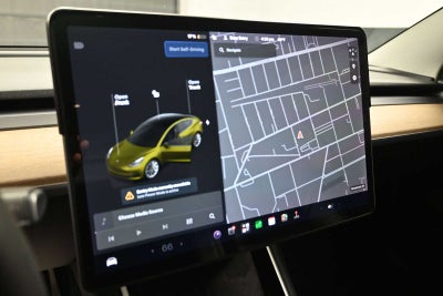2020 Tesla Model 3 Standard Range Rear-Wheel Drive