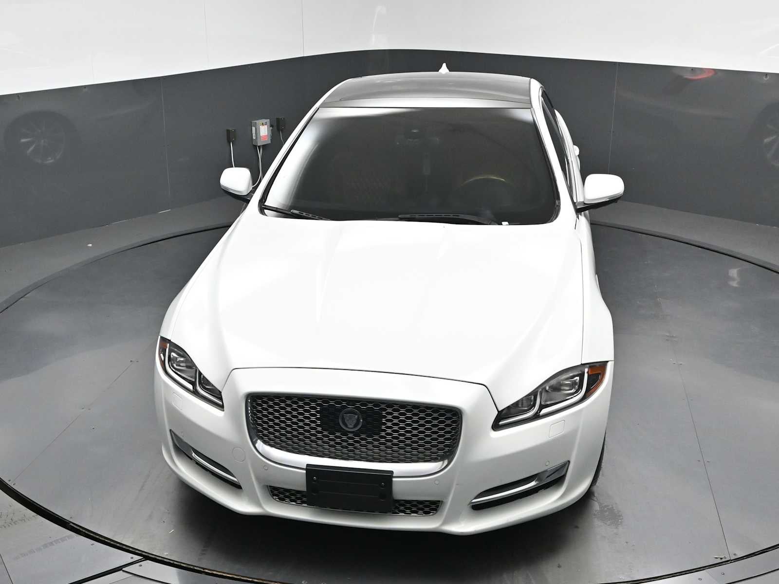 2017 Jaguar XJ XJL Portfolio