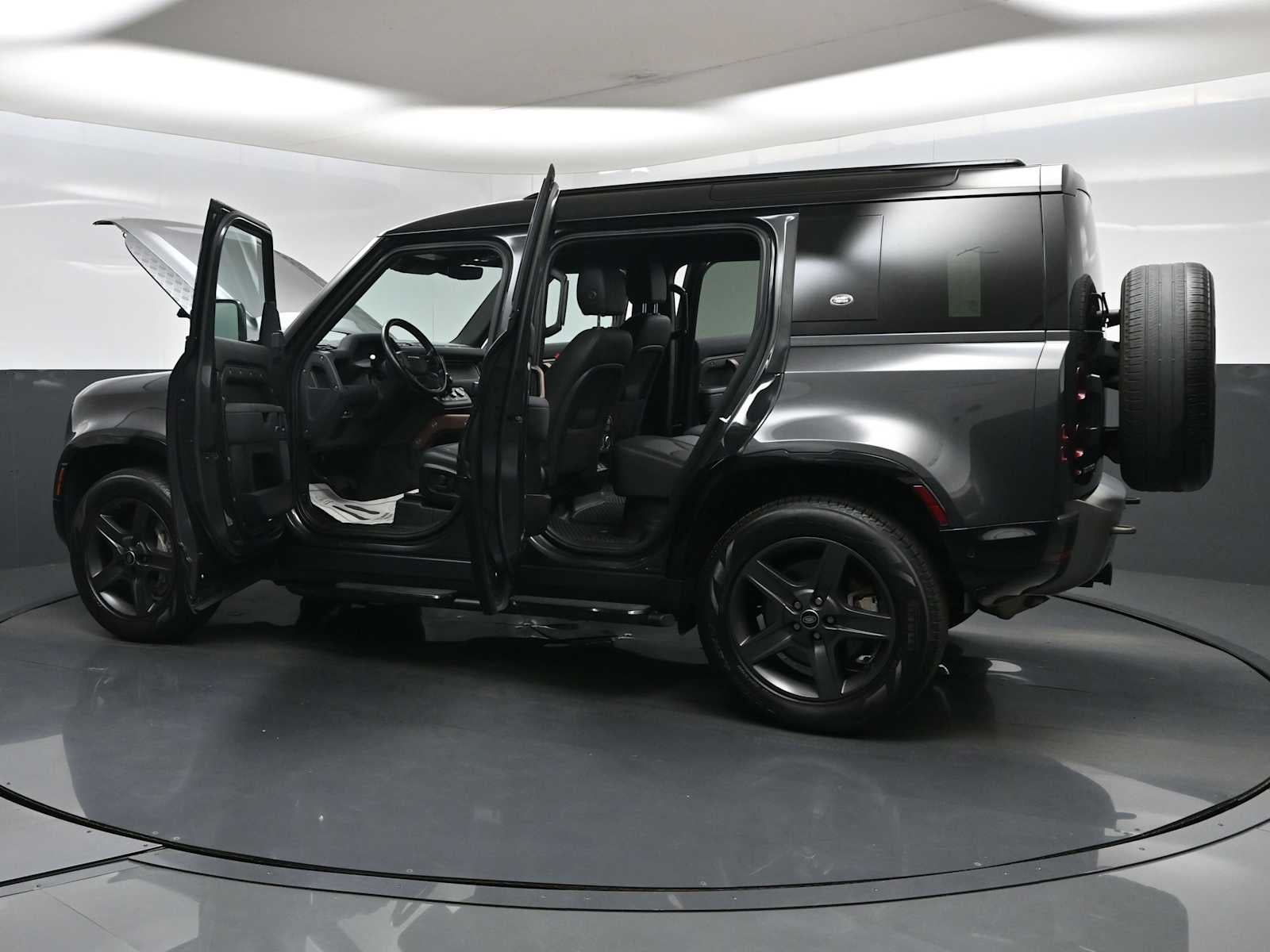 2023 Land Rover Defender 110 X-Dynamic SE