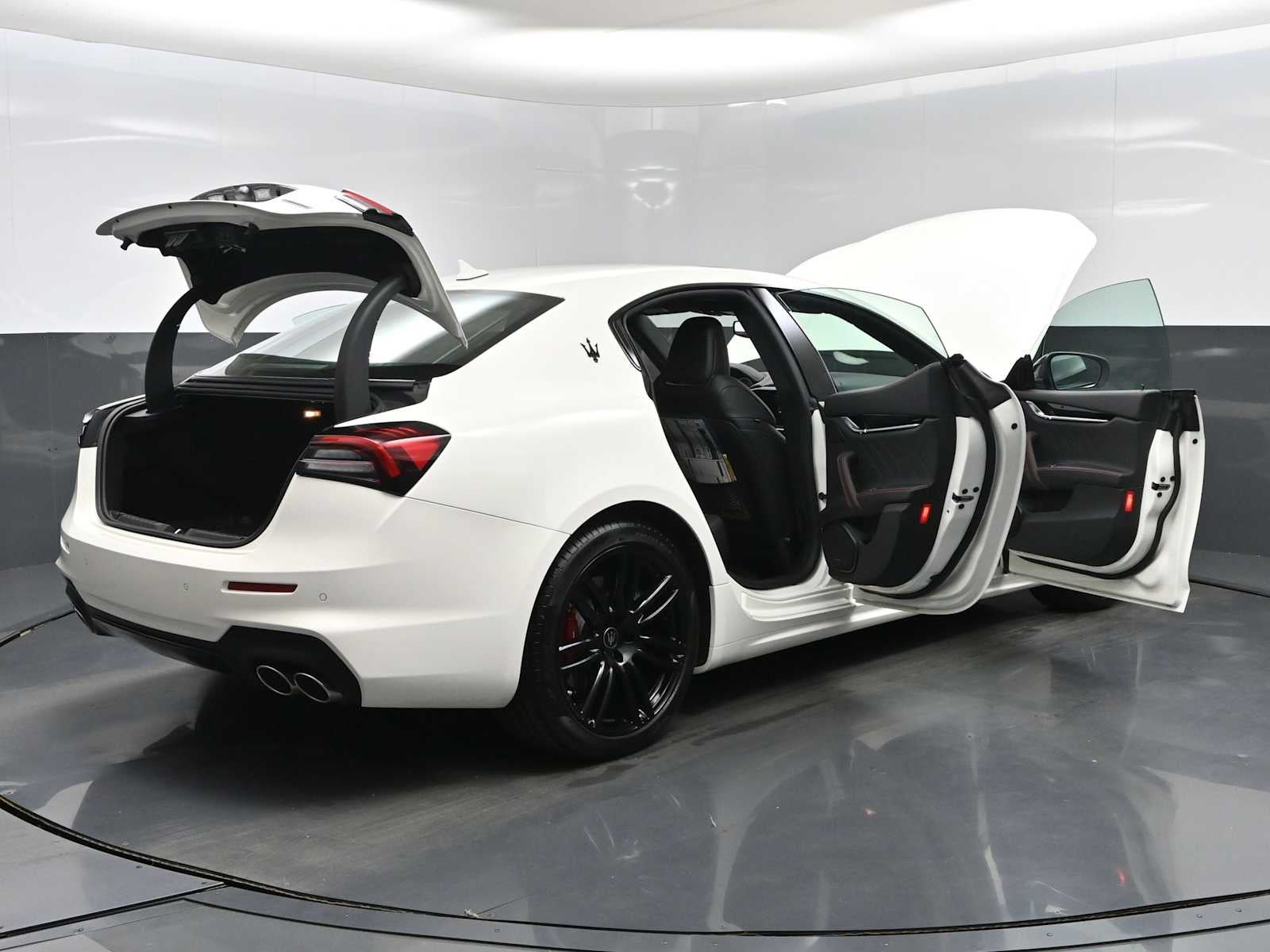 2024 Maserati Ghibli Modena Ultima Q4