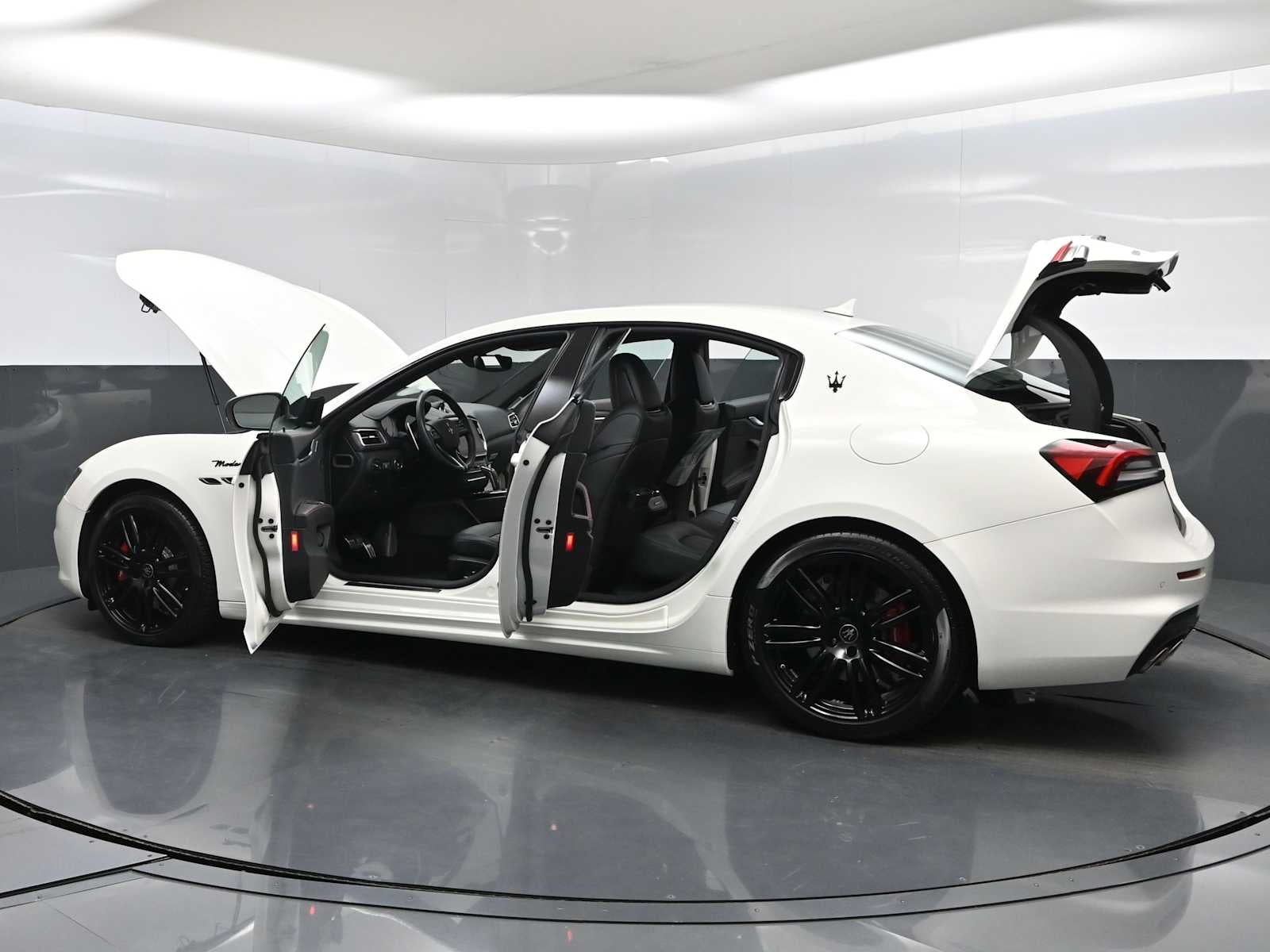 2024 Maserati Ghibli Modena Ultima Q4
