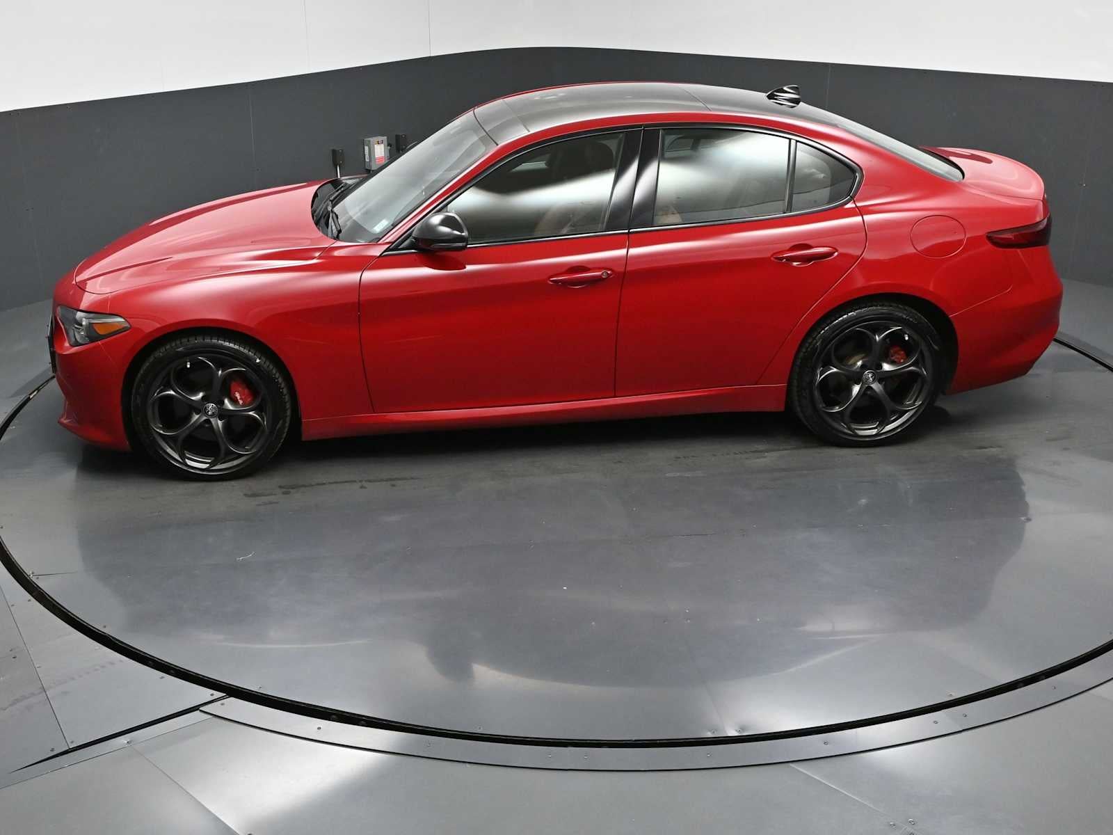 2021 Alfa Romeo Giulia Ti Sport AWD