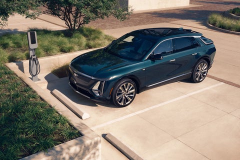  North Bay Cadillac in GREAT NECK NY