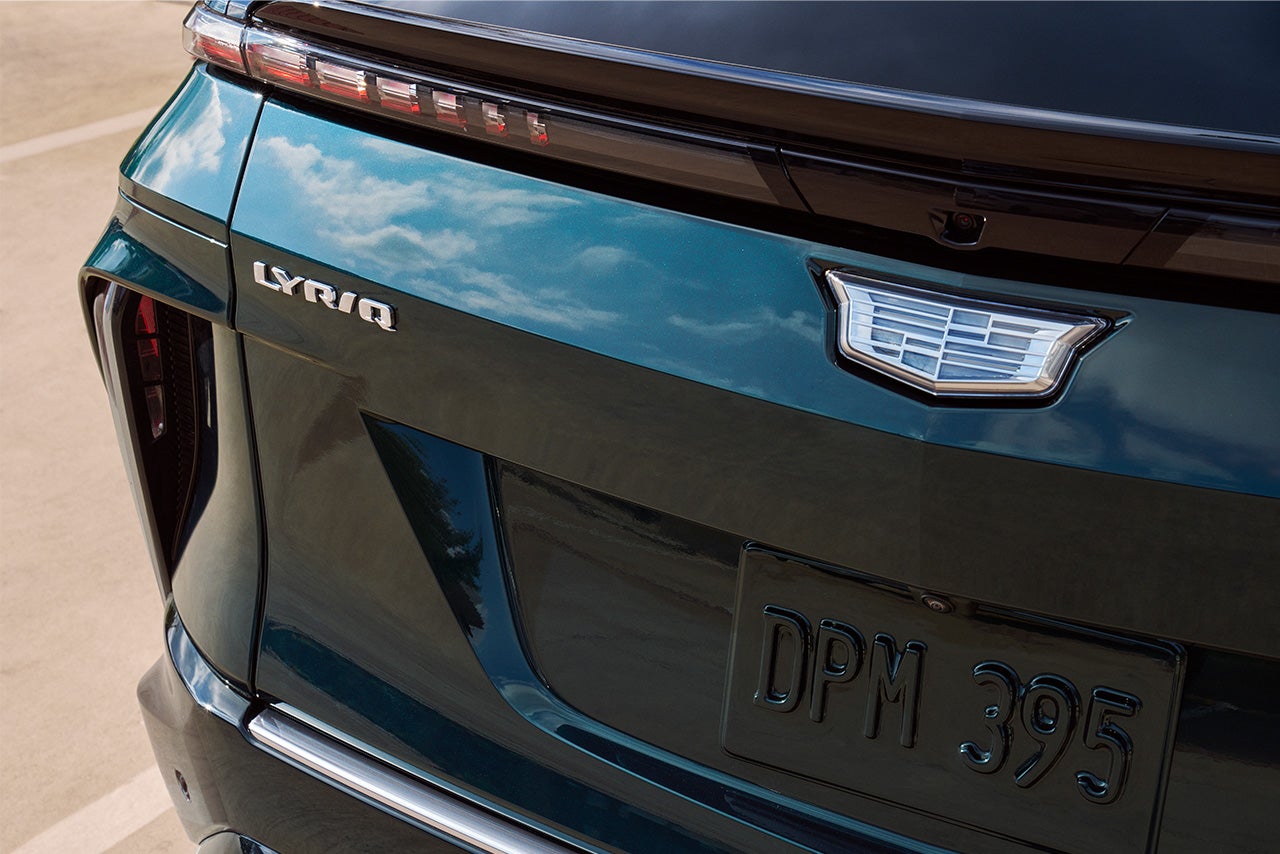 North Bay Cadillac in GREAT NECK NY